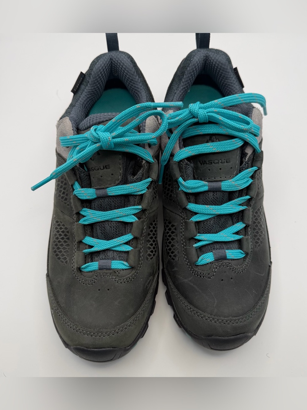Vasque‎ Women’s Size 8 Gray Teal Waterproof Vibram Hiking Outdoor Trail Shoes